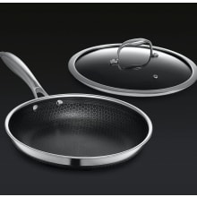 Product image of HexClad Hybrid 10-inch Fry Pan