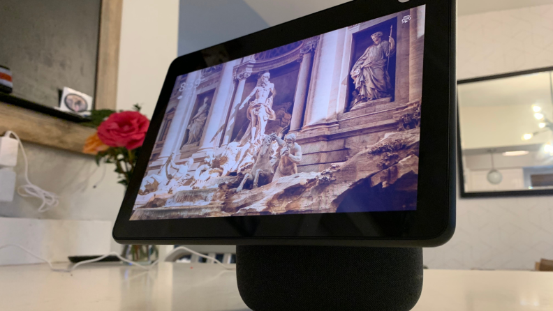 The Echo Shows 10 sits on a kitchen counter
